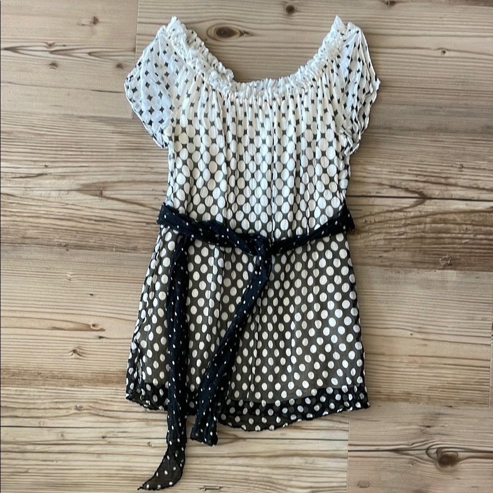 Black and White Off-the-Shoulder Puff Sleeve Top